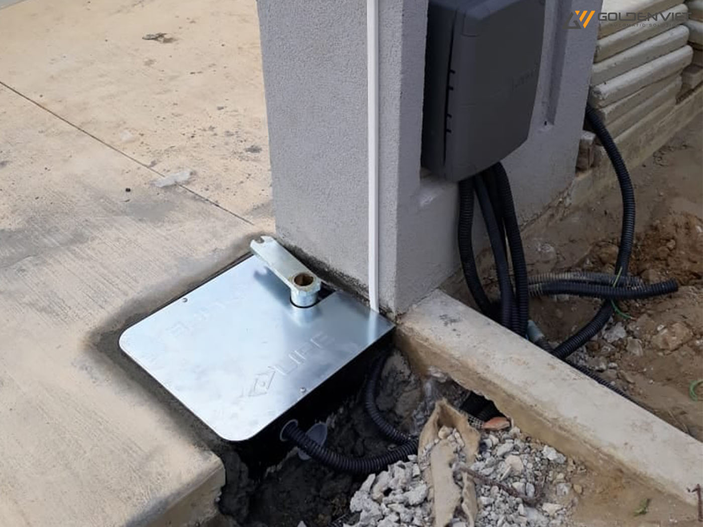 Động cơ âm sàn Life 230V đảm bảo tính thẩm mỹ cho công trình